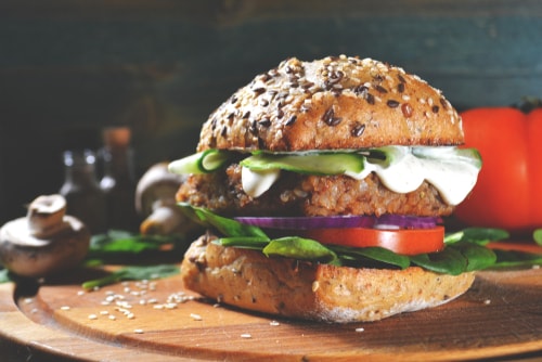 veggie-burger-vegetarian-new-ways-of-eating-in-marketing